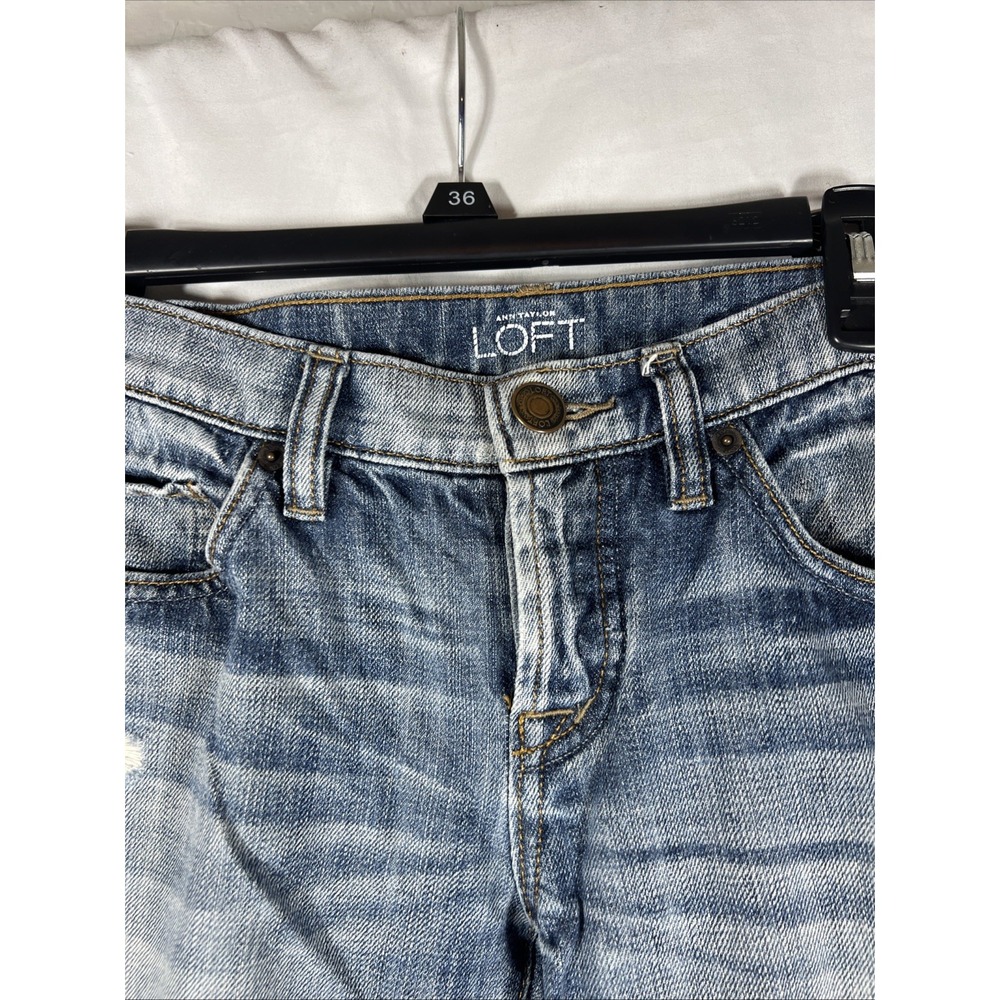 Ann Taylor LOFT Jeans Womens 0 Blue Boyfriend Button Fly Distressed 25/0 - Picture 4 of 16
